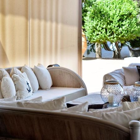 Luxurious Villa By The Sea Ποσειδωνία Εξωτερικό φωτογραφία